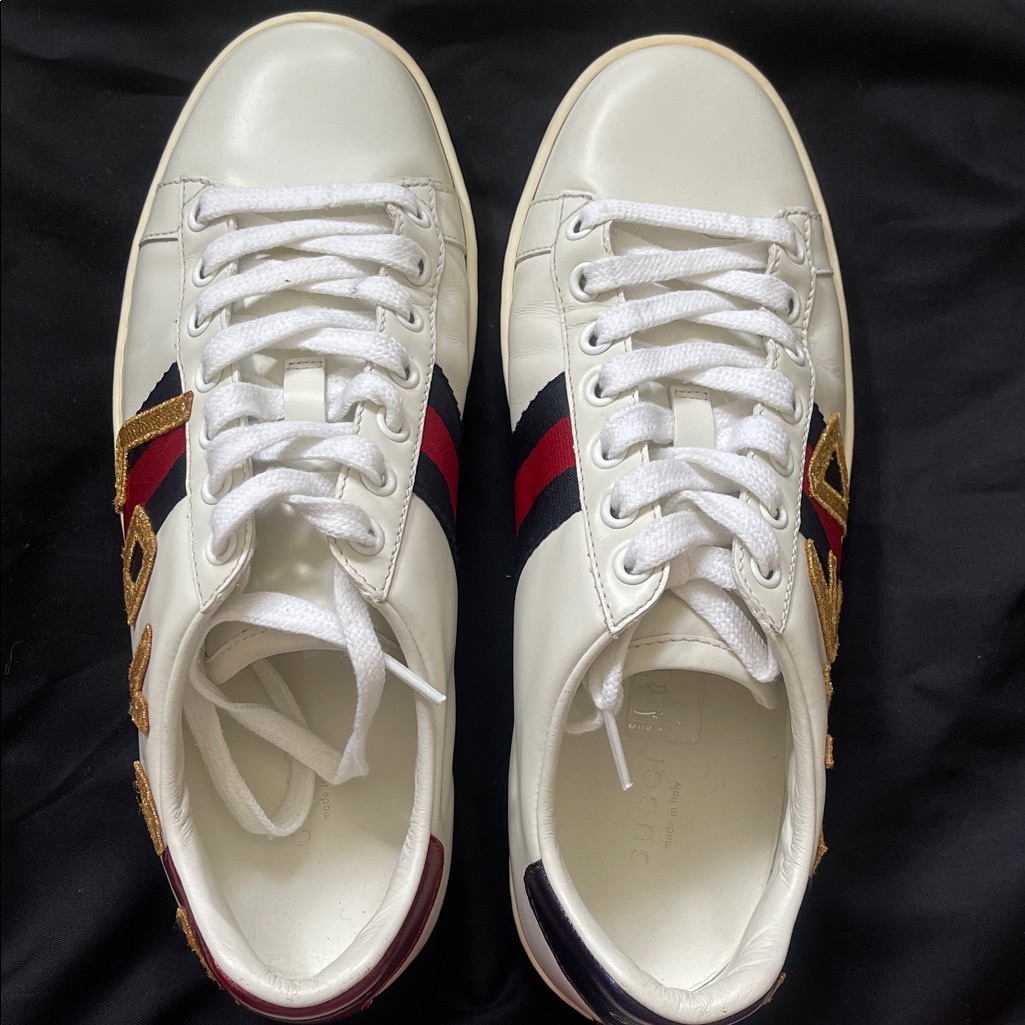 Gucci White Leather Sneakers With Red & Navy Stripes And Gold Logos